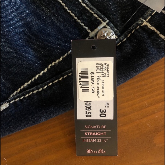 Miss Me Jeans - Picture 4 of 5